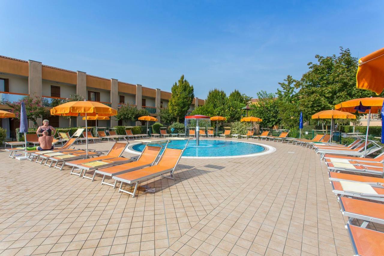 Ginepri Lido Altanea Apartment Caorle Exterior photo